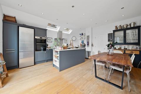 5 bedroom semi-detached house for sale, Graham Road, London W4