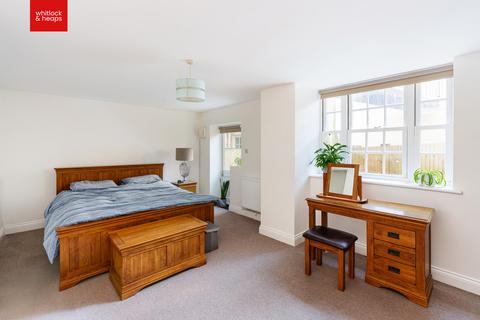 2 bedroom flat for sale, Brunswick Terrace, Hove