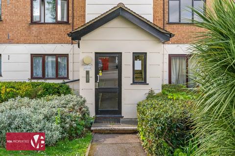 1 bedroom flat for sale, Parrotts Field, Hoddesdon EN11