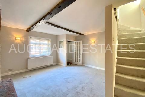 3 bedroom terraced house to rent, Northaw Road West, Potters Bar EN6