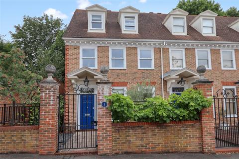 4 bedroom end of terrace house for sale, Tamerton Square, Surrey GU22