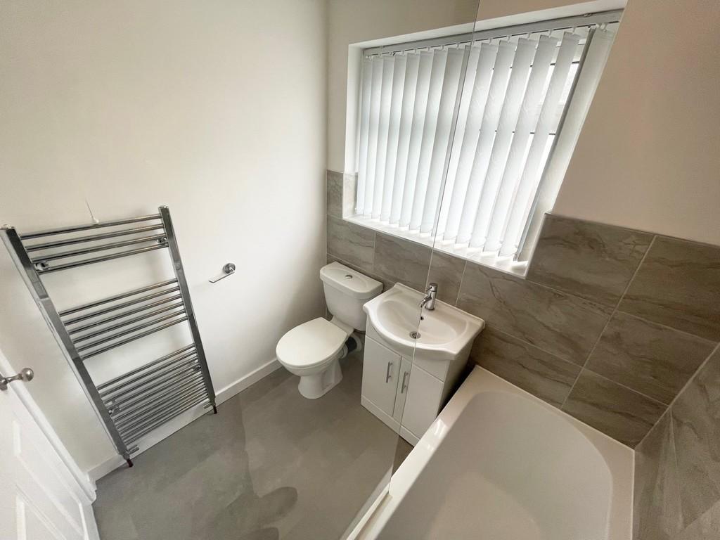 Bathroom2