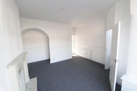 3 bedroom terraced house to rent, Morse Street, Burnley, Lancashire, BB10 4LS