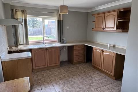 3 bedroom semi-detached house to rent, Trinity Road, Newark, Nottinghamshire.