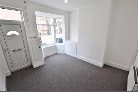 3 bedroom terraced house to rent, Victoria Street, Stoke-On-Trent, ST4 6EG