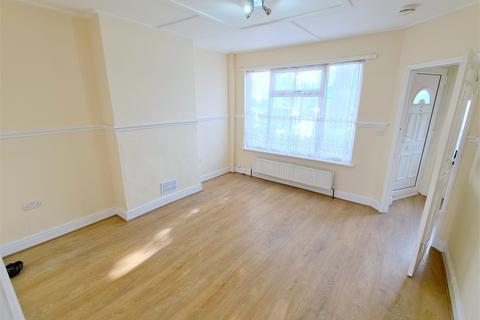 2 bedroom terraced house to rent, Thornton Road, Croydon, Croydon,