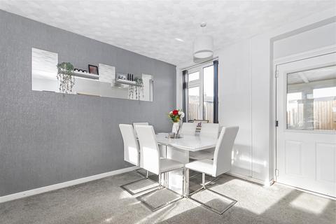 3 bedroom end of terrace house for sale, Hough Fold Way, Bolton