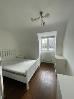 2 bedroom maisonette to rent, Euston, London NW1