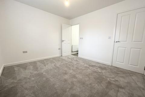 2 bedroom apartment to rent, Underwood Close, Peterborough PE3