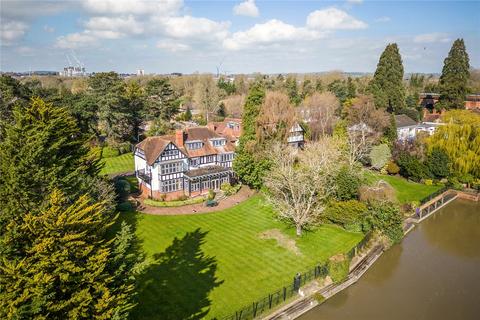 6 bedroom detached house for sale, Chauntry Road, Maidenhead, Berkshire, SL6