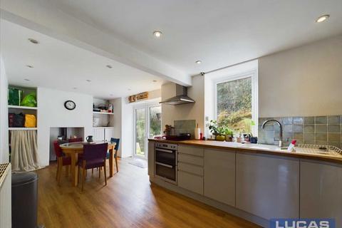 undefined, Per Adua, 12 Cambria Road, Menai Bridge