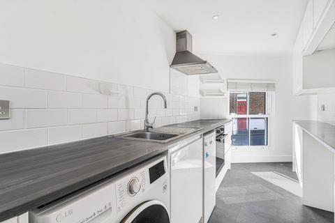 2 bedroom end of terrace house for sale, Caradoc Street, London SE10