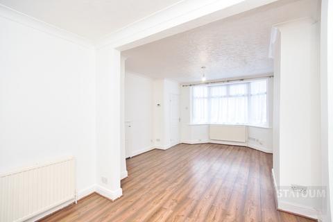 3 bedroom semi-detached house to rent, Western Avenue, Dagenham East, Dagenham, Essex, RM10