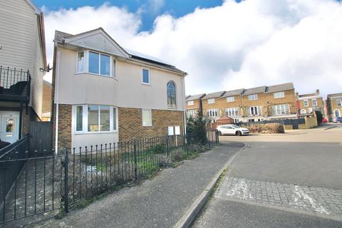 11 Eldon Grove, Ramsgate, CT11 9LW