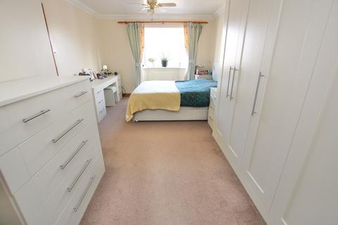 11 Eldon Grove, Ramsgate, CT11 9LW
