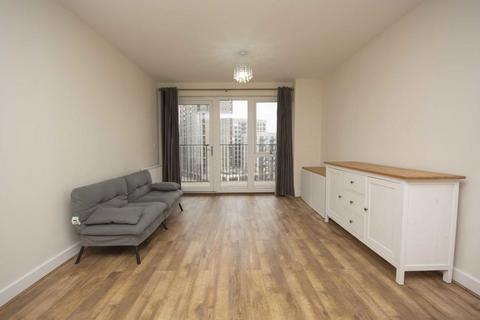 2 bedroom flat to rent, Chronicle Avenue, London NW9