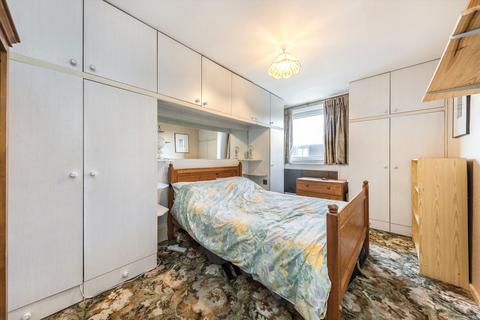 1 bedroom flat for sale, Raleigh Mews, London N1