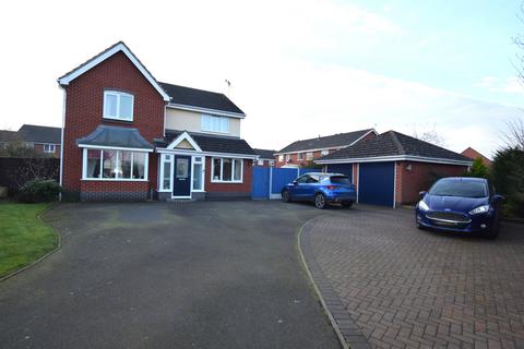 3 bedroom detached house for sale, Chancel Drive, Market Drayton, Shropshire, TF9 3QT