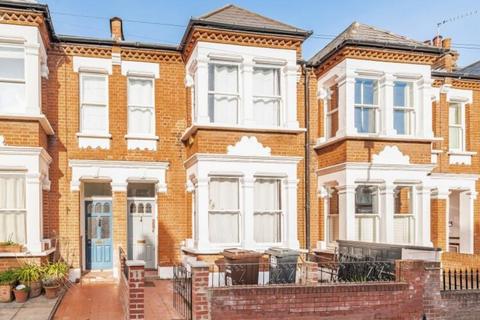 4 bedroom terraced house to rent, Wilton Avenue, London