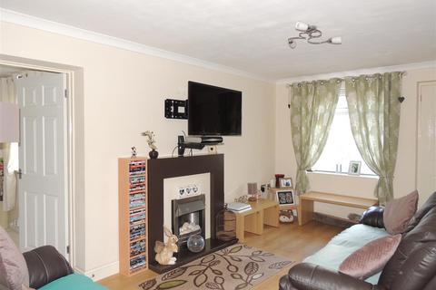 2 bedroom semi-detached house to rent, Glanville Gardens, Kingswood, Bristol