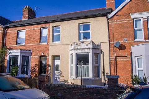 3 bedroom terraced house for sale, Wood Street, Penarth