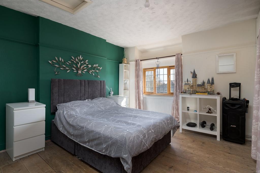 Main Bedroom