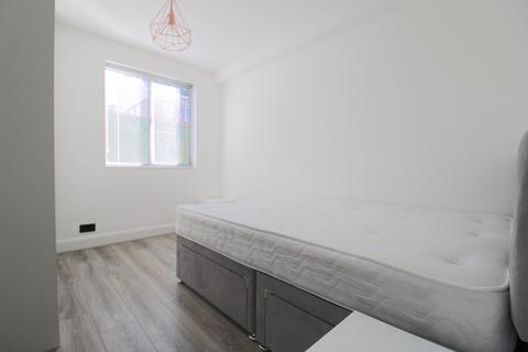 1 bedroom apartment to rent, Mulgrave Road, Croydon, Surrey, CR0