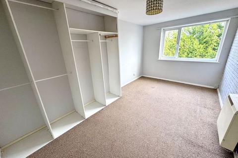 45 Brooklands Drive, Birmingham, B14 6EJ