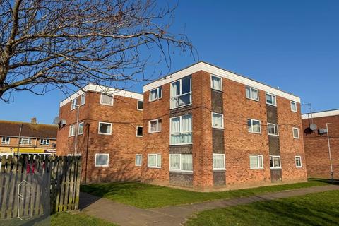 2 bedroom apartment for sale, Kalmia Green, Great Yarmouth