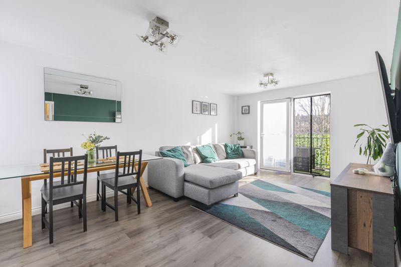 Living/Dining Area