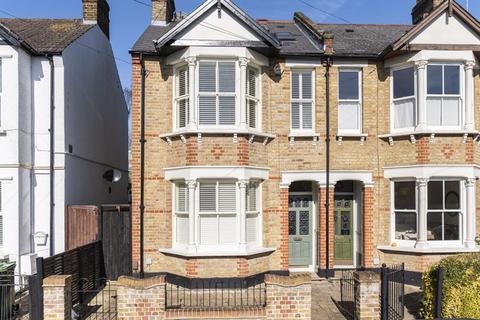 4 bedroom semi-detached house for sale, Ladysmith Road, London, SE9 5BN