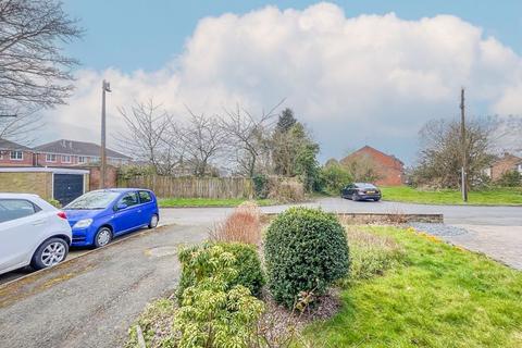 3 bedroom semi-detached house for sale, Winnall Close, Bilston