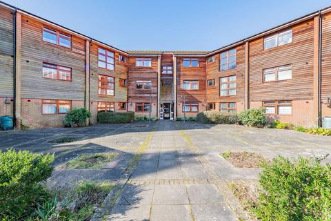 1 bedroom flat for sale, Tilden Road, Winchester SO21