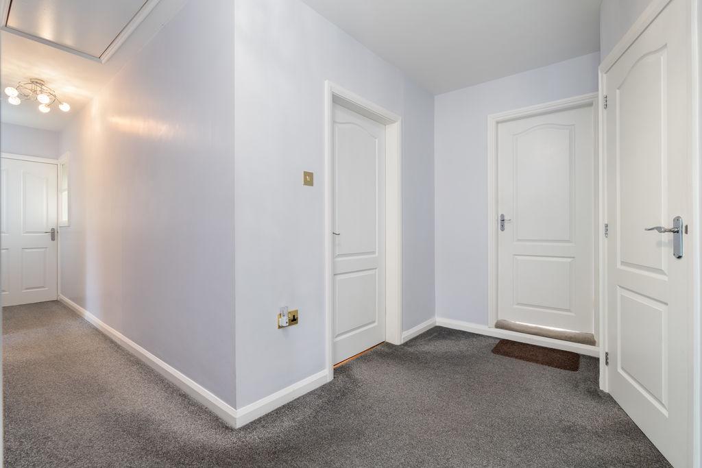 9 Sunnybank Avenue