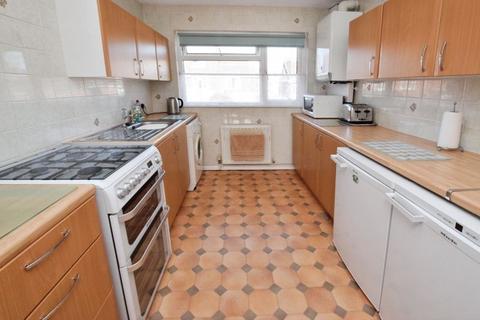 2 bedroom flat for sale, Endfield Close, Heavitree, Exeter