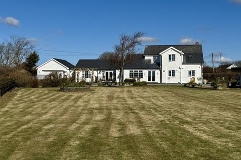4 bedroom country house for sale, Llanfachraeth, Llanfachraeth, LL65