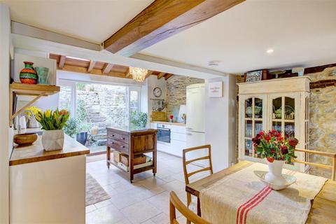 3 bedroom cottage for sale, Malmesbury