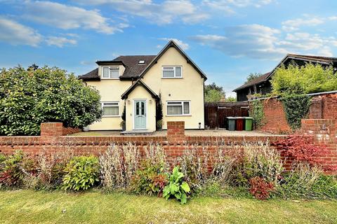 4 bedroom detached house for sale, Harris Lane, Shenley, WD7