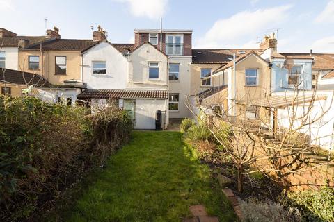 4 bedroom terraced house for sale, Northcote Road, St. George