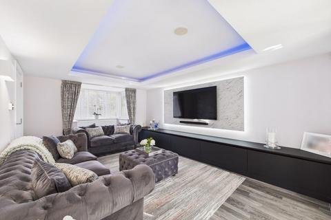 25 Brooklands, Hull, HU7 4WA