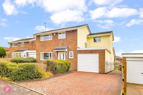 4 bedroom detached house for sale, Greenshank Close, Rochdale OL11