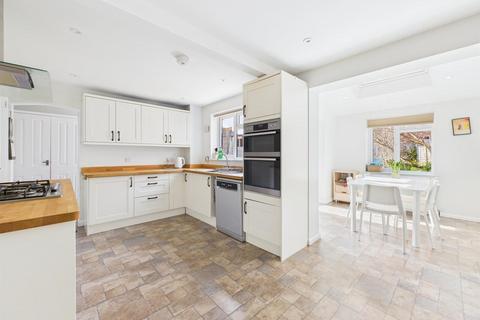 1 Faldo Close, Abbeymead, Gloucester, GL4 5BN