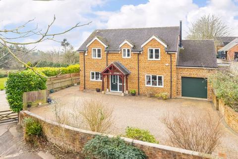 4 bedroom detached house for sale, Ivy Lane, Mollington