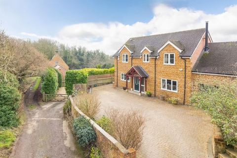 undefined, Ivy Lane, Mollington