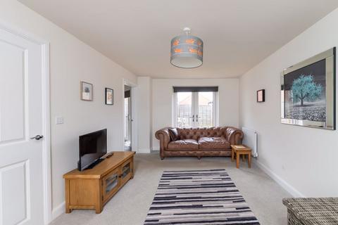 3 bedroom semi-detached house for sale, Innings Road, White Chapel Gardens. Bodicote - NO ONWARD CHAIN