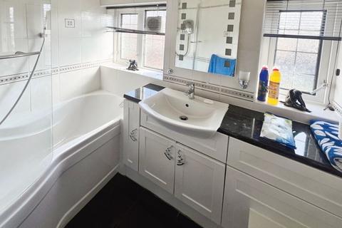 32 Ashness Drive, Bolton, BL2 5ES