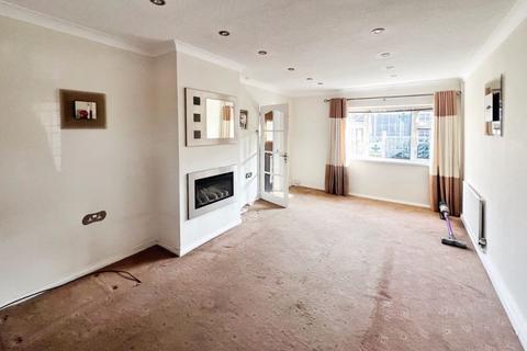 32 Ashness Drive, Bolton, BL2 5ES