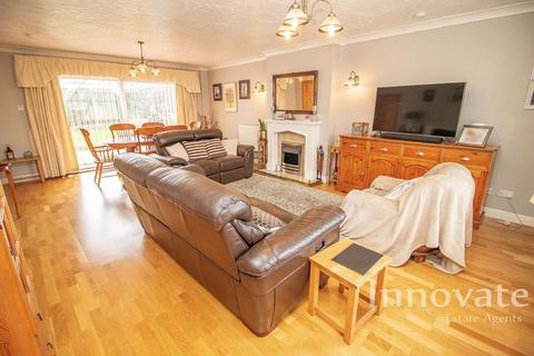 4 bedroom semi-detached house for sale, Windsor Road, Oldbury B68