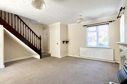14 Farrow Close, Chard, TA20 2JX