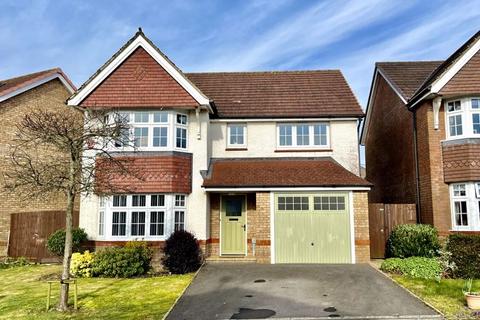 4 bedroom detached house for sale, Toll House Way, Chard, Somerset TA20